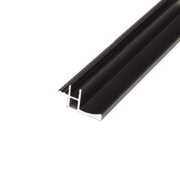 Профиль 2817 LED GOLA Г-образный под пропил для 16мм ДСП, L=3000мм, отделка черный (анодировка) Профиль 2817 LED GOLA Г-образный под пропил для 16мм ДСП, L=3000мм, отделка черный (анодировка)