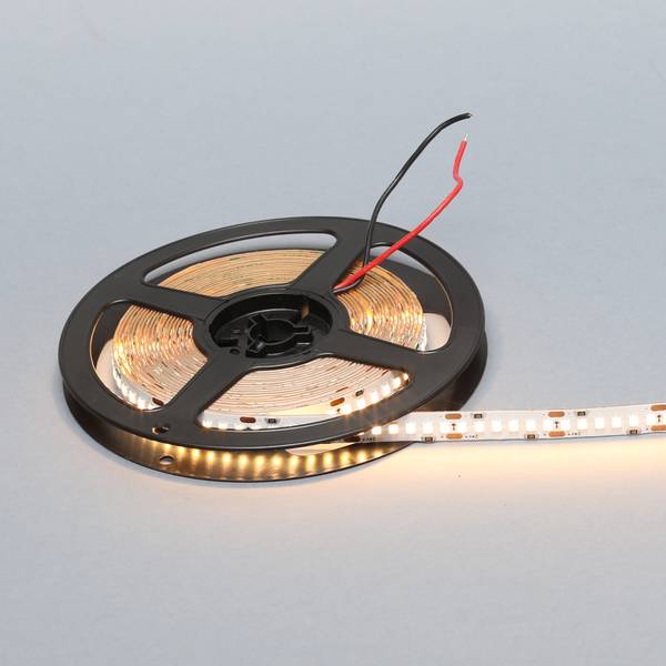 Лента светодиодная SMD2835, 204 LED/м, 22Вт/м, 24В, 2000Лм./м 5000х10 мм, IP 20, 3500К (теплый белый) Лента светодиодная SMD2835, 204 LED/м, 22Вт/м, 24В, 2000Лм./м 5000х10 мм, IP 20, 3500К (теплый белый)